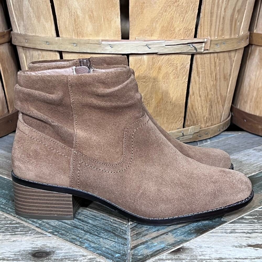 Vionic Kanela Tan Suede Water Resistant Zip-Up Ankle Booties Boots Womens Size 7
